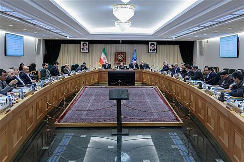  میزان عرضه ارز در بازار ارز تجاری به رقم بی سابقه 330 میلیون دلار رسید